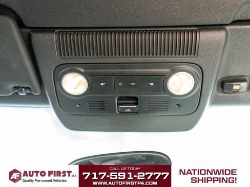 Used 2013 Volkswagen Beetle 2.5 image 17