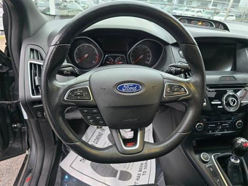 Used 2017 Ford Focus ST w/ Equipment Group 402A image 57