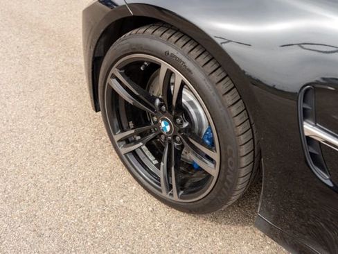 Used 2018 BMW M3 RWD image 13
