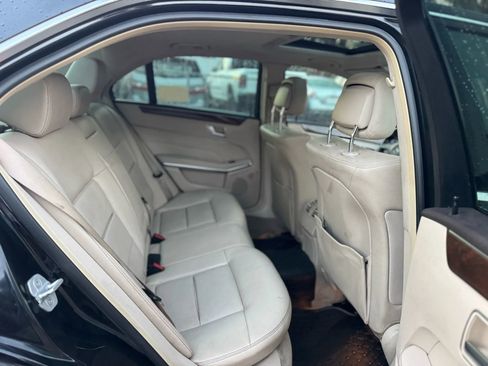 Used 2014 Mercedes-Benz E 350 Sedan image 16
