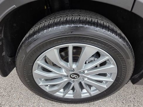 Certified 2024 INFINITI QX50 Pure image 18