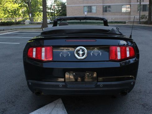 Used 2012 Ford Mustang Convertible w/ Security Pkg RWD image 9