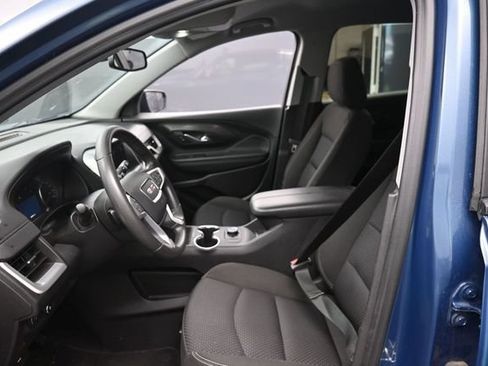 Used 2024 GMC Terrain SLE AWD/4WD image 19