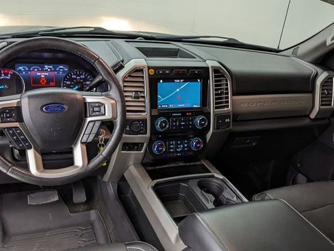 Used 2017 Ford F350 Lariat w/ Chrome Package image 3