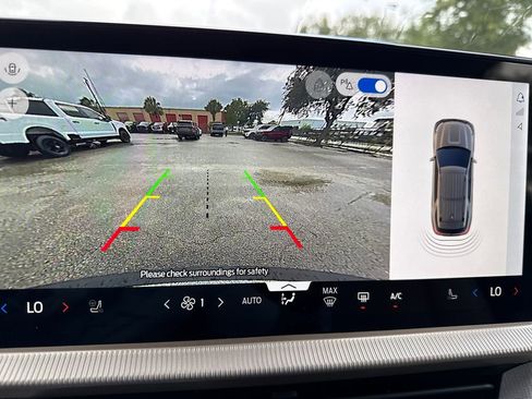 New 2026 Ford Explorer Active RWD image 7