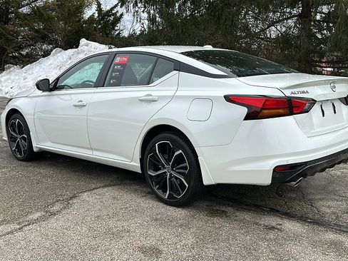 New 2025 Nissan Altima 2.5 SR w/ SR Premium Package image 7