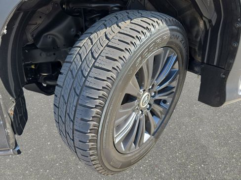 Used 2022 Lexus GX 460 Premium image 30