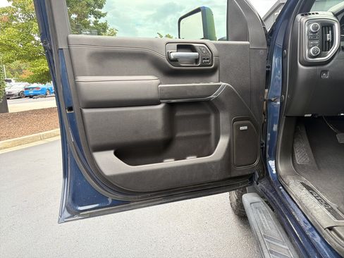 Used 2022 GMC Sierra 2500 AT4 w/ AT4 Premium Plus Package AWD/4WD image 23