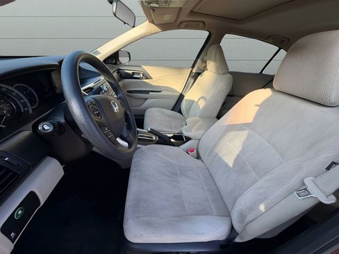 Used 2014 Honda Accord EX image 10
