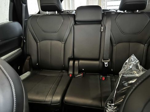 New 2026 INFINITI QX60 Luxe image 14