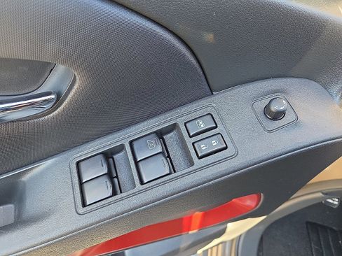 Used 2024 Nissan Frontier PRO-4X w/ Technology Package image 15