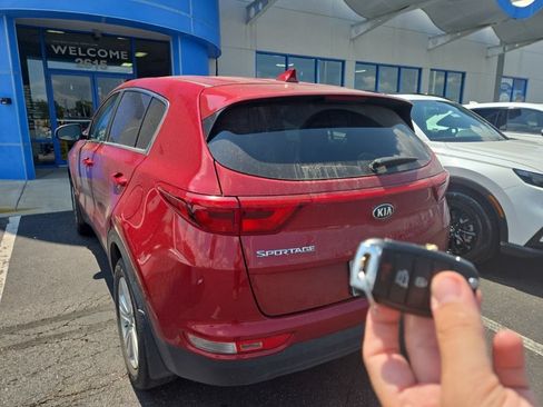 Used 2019 Kia Sportage LX AWD/4WD image 10