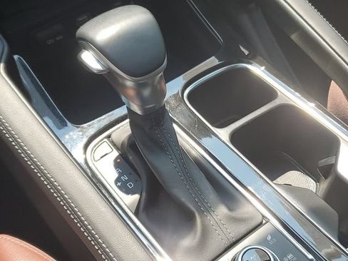 Used 2024 Kia Telluride SX w/ Towing Package AWD/4WD image 30