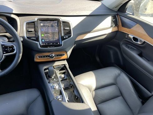 Used 2023 Volvo XC90 B6 Plus w/ Protection Package Premier image 16