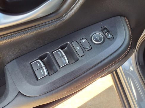 Used 2025 Honda HR-V Sport image 23