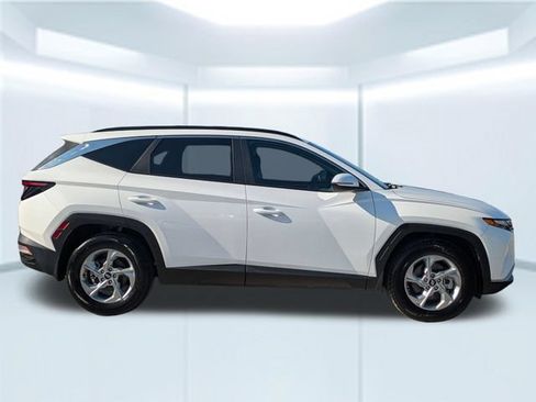 Used 2023 Hyundai Tucson SEL w/ Winter Package FWD image 8