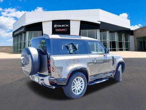 Used 2022 Land Rover Defender 90 X-Dynamic HSE AWD/4WD image 8