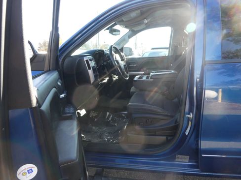 Used 2018 Chevrolet Silverado 1500 LT w/ All Star Edition image 12