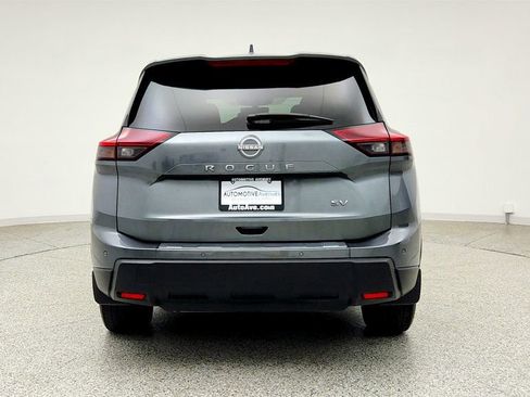 Used 2024 Nissan Rogue SV FWD image 6