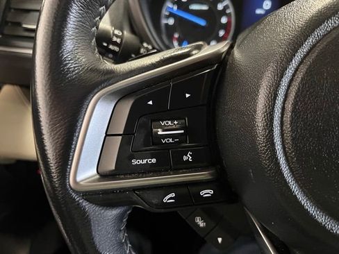 Used 2020 Subaru Ascent Limited w/ Technology Package image 22