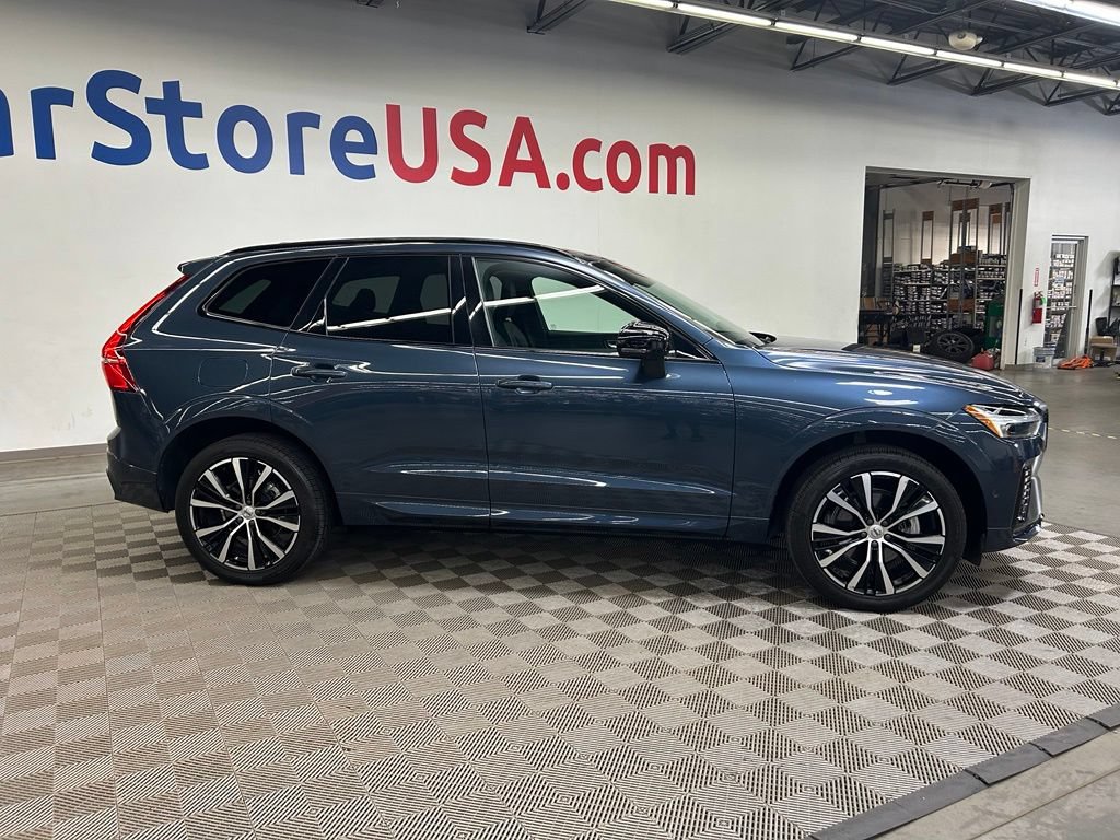 Used 2024 Volvo XC60 B5 Ultimate AWD/4WD image 8