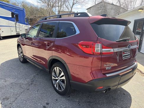 Used 2019 Subaru Ascent Premium image 6