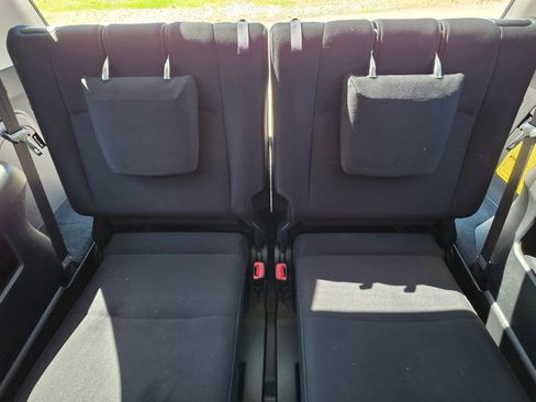 Used 2011 Toyota 4Runner SR5 w/ Convenience Pkg image 20