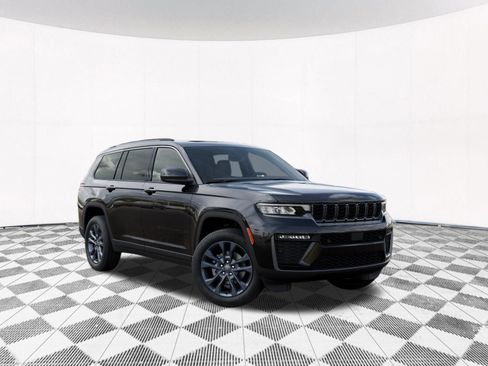 New 2026 Jeep Grand Cherokee L Limited AWD/4WD image 7