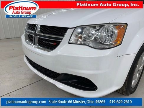 Used 2017 Dodge Grand Caravan SE FWD image 47