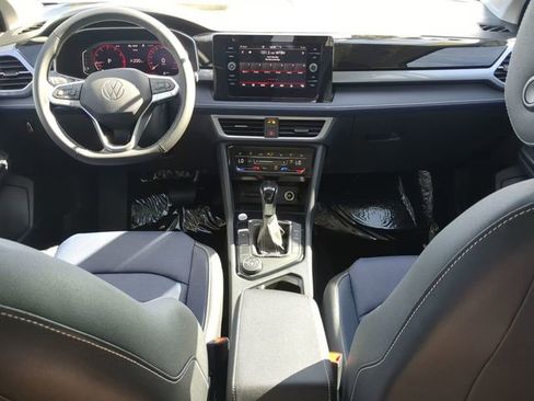 New 2026 Volkswagen Taos SEL image 12