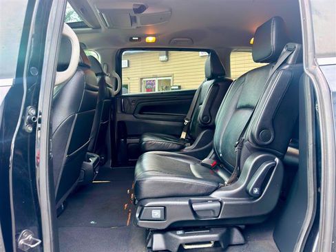 Used 2022 Honda Odyssey Touring image 22