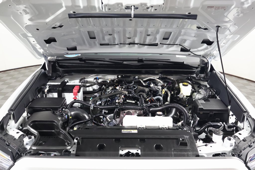 Used 2026 Toyota Tacoma SR5 RWD image 13