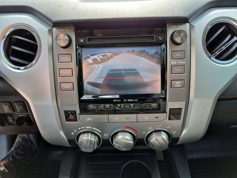 Used 2019 Toyota Tundra SR5 w/ SR5 Upgrade Package RWD image 29