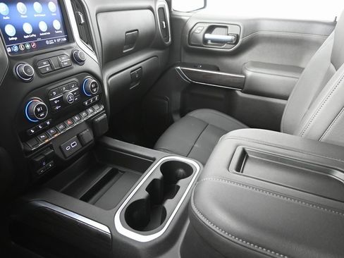 Used 2022 Chevrolet Silverado 1500 LTZ image 34