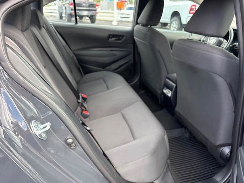 Used 2026 Toyota Corolla LE FWD image 7