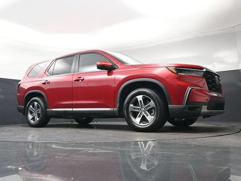 Certified 2025 Honda Pilot EX-L image 24