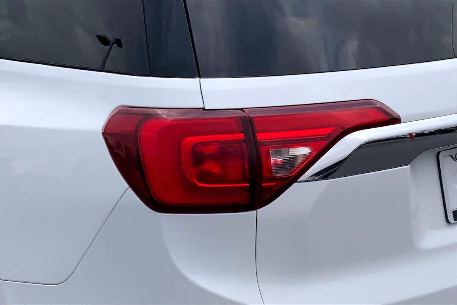 Used 2019 GMC Acadia Denali AWD/4WD image 29