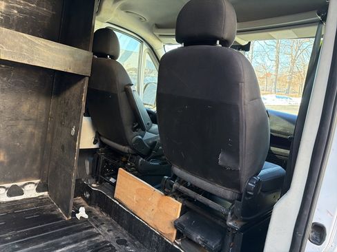Used 2017 RAM ProMaster 2500 w/ Interior Convenience Group image 33