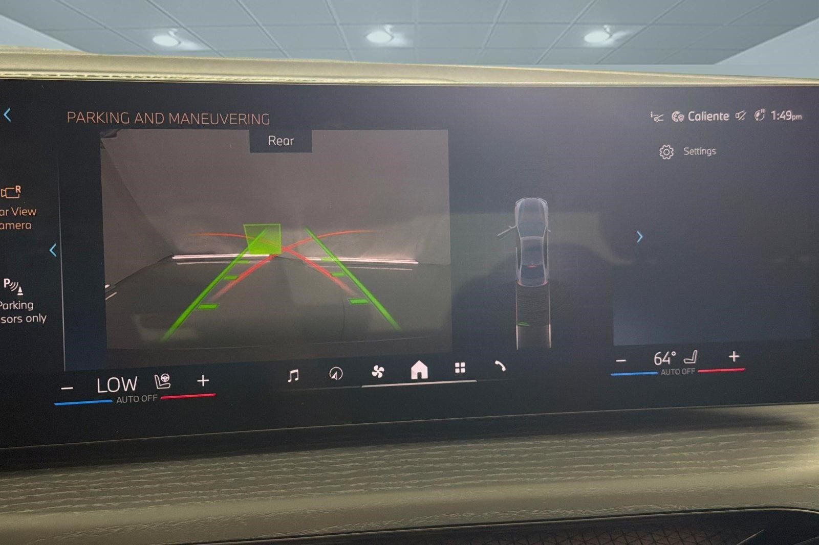 New 2026 BMW 330i Sedan w/ Premium Package RWD image 18