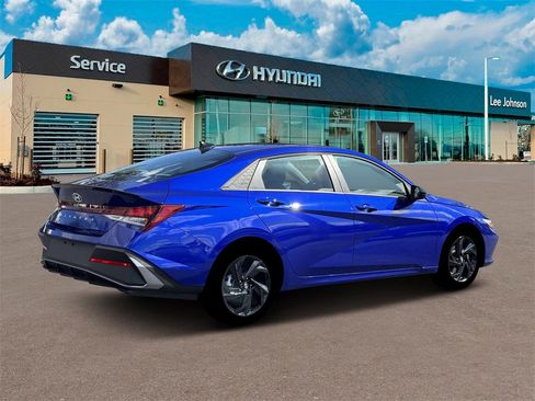 New 2026 Hyundai Elantra Sport image 8