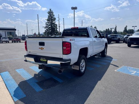 Used 2019 Chevrolet Silverado 2500 LT w/ Z71 Package, Off-Road AWD/4WD image 7
