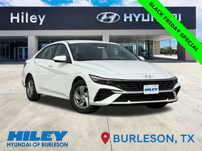 New 2026 Hyundai Elantra SE