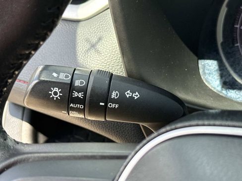 Used 2020 Toyota RAV4 TRD Off-Road AWD/4WD image 40