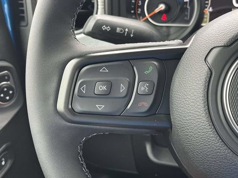 New 2026 Jeep Gladiator Sport AWD/4WD image 18