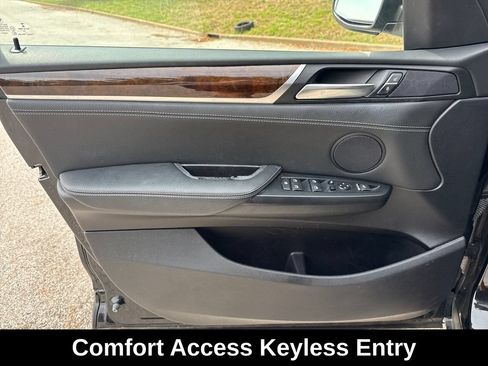 Used 2017 BMW X3 xDrive28i AWD/4WD image 14
