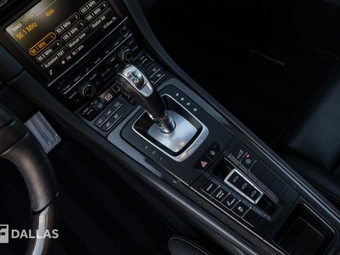 Used 2014 Porsche 911 Turbo S image 29