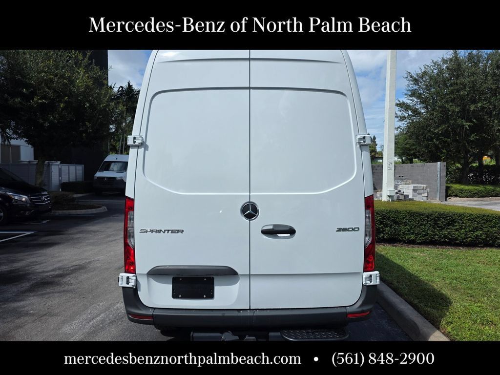 New 2025 Mercedes-Benz Sprinter 2500 image 19