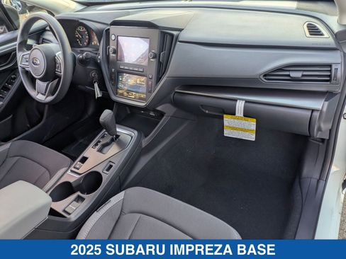 Certified 2025 Subaru Impreza 2.0i image 39