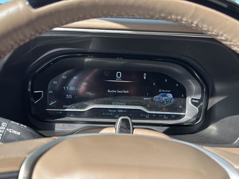 Used 2023 GMC Yukon Denali w/ Denali Reserve Package image 20