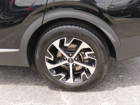 Used 2023 Kia Sportage EX FWD image 17